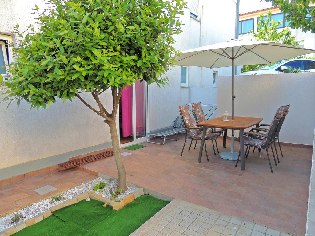 Apartment Kate & Room Kety Krk Εξωτερικό φωτογραφία